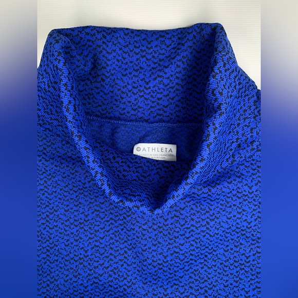 Athleta Flurry Peak Turtleneck Top Tanzanite Blue M - Picture 7 of 10